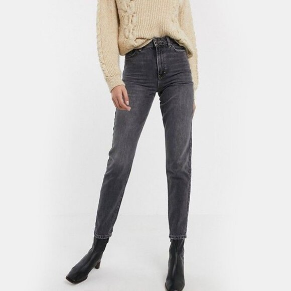 Topshop Women's Original Mom jeans in washed black - US Size 2 - NWT $80 - Picture 1 of 6